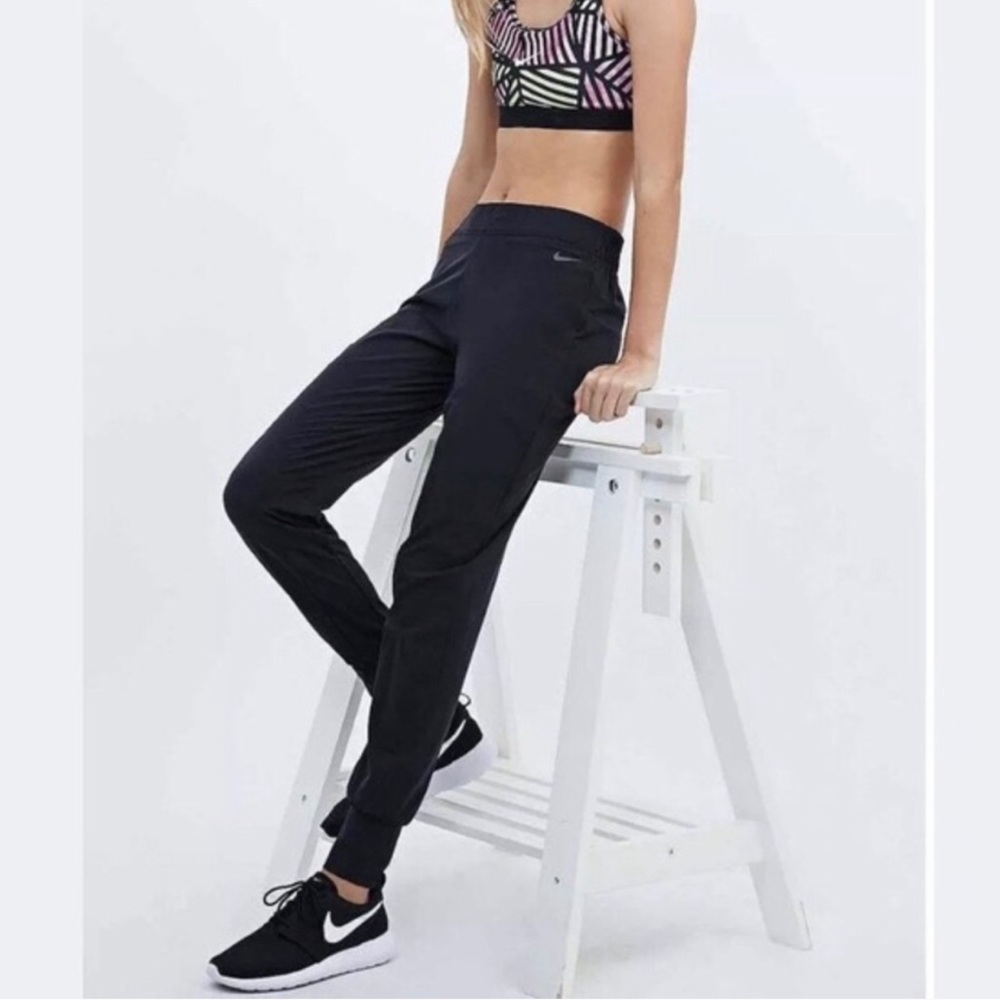 Nike joggers